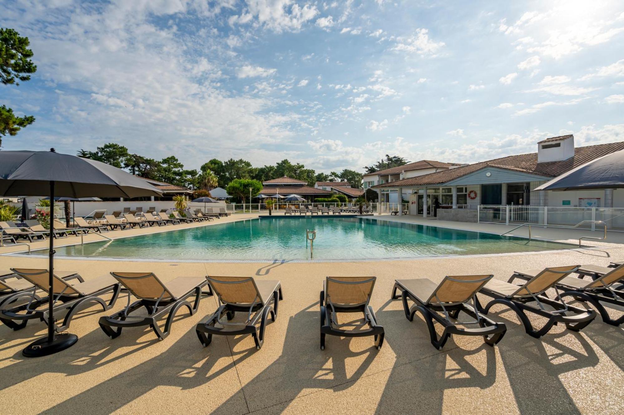 Camping Les Grenettes Sainte-Marie-de-Re Ngoại thất bức ảnh